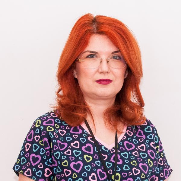 Andra Iulia Suceveanu